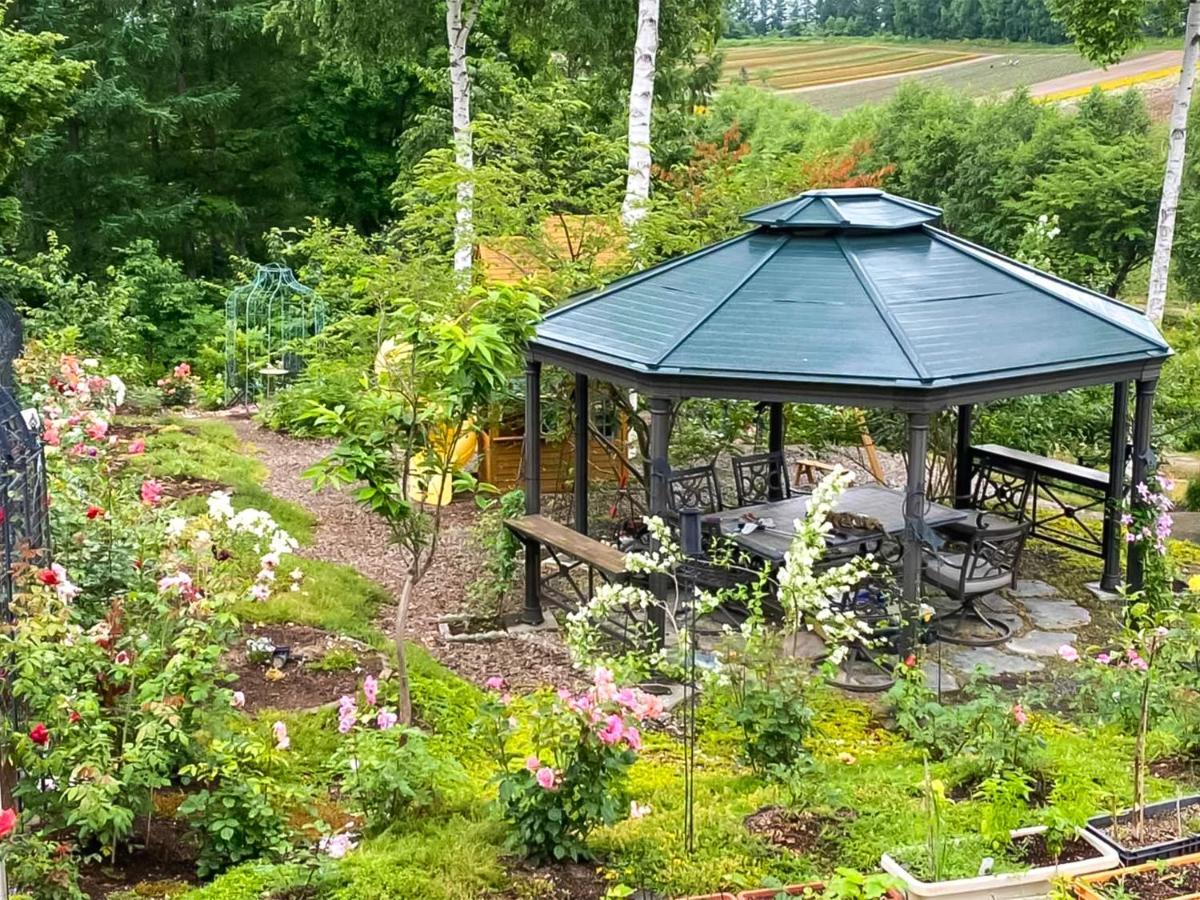 Pensjonat Ritz Garden Niji Biei Zewnętrze zdjęcie